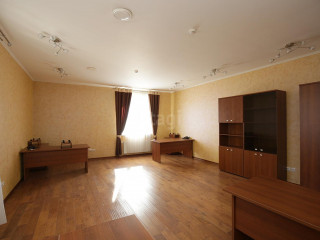 Фотография Продажа офисного центра, 1000 м² , Заводская улица 17  №9
