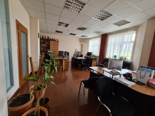 Аренда помещения свободного назначения 268 м² Гимназическая улица 40 