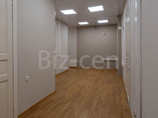 Фотография Аренда офиса, 196 м² , набережная канала Грибоедова 19  №5