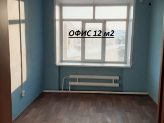 Офис №212. Общая площадь 12м2. Расположен на 2 этаже.  Арендная плата 6295р (э/э входит в стоимость) Круглосуточный доступ.