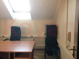 Фотография Продажа офиса, 218 м² , улица Дзержинского №13 Фотография Продажа офиса, 218 м² , улица Дзержинского №13