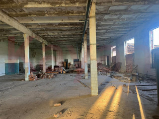 Фотография Продажа производственного помещения, 1000 м² , Юбилейная улица №6 Фотография Продажа производственного помещения, 1000 м² , Юбилейная улица №6