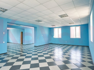 Фотография Продажа помещения свободного назначения, 600 м² , Уральская улица №5