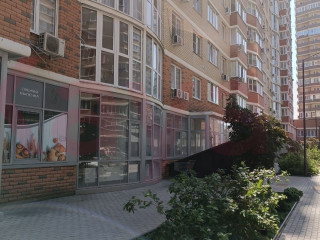 Фотография Аренда магазина, 98 м² , улица Цезаря Куникова №10