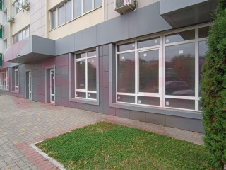 Фотография Продажа помещения свободного назначения, 46 м² , улица Дмитрия Благоева №1