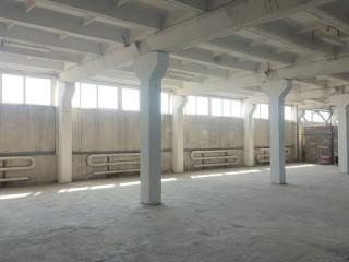 Фотография Аренда склада, 2100 м² , Школьная улица   №1