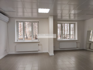 Фотография Аренда помещения свободного назначения, 136 м² , Крымская улица 7  №5