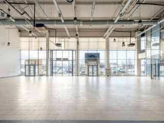 Фотография Аренда помещения свободного назначения, 2050 м² , Софийская улица   №4