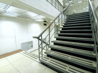 Фотография Аренда помещения свободного назначения, 421 м² , улица имени А.Н. Радищева 45  №7