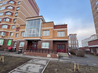 Фотография Аренда магазина, 249 м² , бульвар Зелёные Аллеи 3  №4