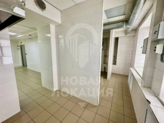Фотография Аренда магазина, 77 м² , улица Богдана Хмельницкого 160А  №8