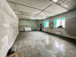 Фотография Аренда помещения свободного назначения, 326 м² , Лазаревская улица 4  №12