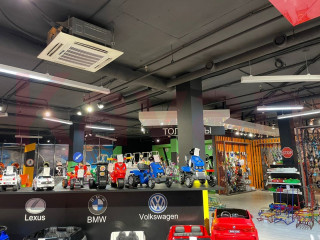 Фотография Аренда помещения свободного назначения, 437 м² , Уральская улица №2 Фотография Аренда помещения свободного назначения, 437 м² , Уральская улица №2