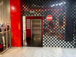 Фотография Аренда помещения свободного назначения, 437 м² , Уральская улица №3