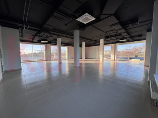 Фотография Аренда помещения свободного назначения, 290 м² , Сталинградская улица №3