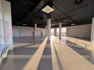 Фотография Аренда помещения свободного назначения, 290 м² , Сталинградская улица №2