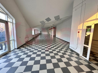 Фотография Аренда помещения свободного назначения, 1150 м² , проспект Чекистов №2