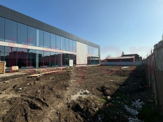 Фотография Аренда помещения свободного назначения, 3000 м² , Российская улица №2