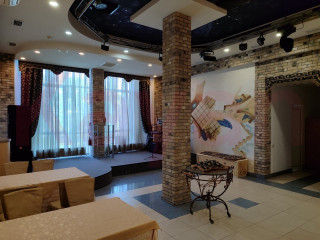 Фотография Продажа помещения свободного назначения, 1600 м² , улица Гагарина №27