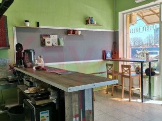 Фотография Продажа магазина, 41 м² , улица им. Героя Яцкова И.В. №9 Фотография Продажа магазина, 41 м² , улица им. Героя Яцкова И.В. №9