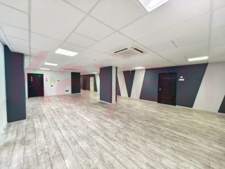 Фотография Продажа помещения свободного назначения, 1285 м² , Уральская улица №9