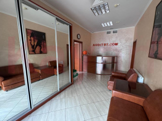 Фотография Продажа офиса, 183 м² , Кубанская улица №3