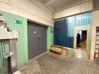 Фотография Аренда склада, 672 м² , улица Швецова   №3