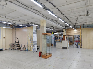 Фотография Аренда магазина, 1300 м² , Спортивная улица 17  №7