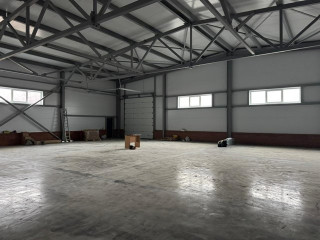 Фотография Аренда склада, 1000 м² , проспект Александровской Фермы   №1