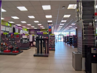 Фотография Аренда магазина, 576 м² , улица Селезнёва №3