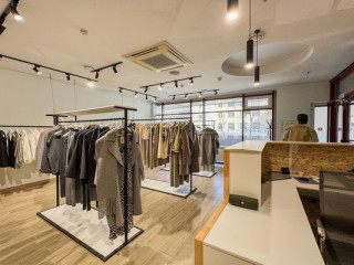 Фотография Аренда магазина, 128 м² , Хохрякова ул 74  №9