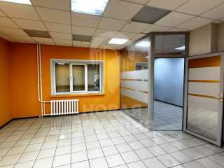 Фотография Аренда помещения свободного назначения, 101 м² , проспект Комарова 9  №4