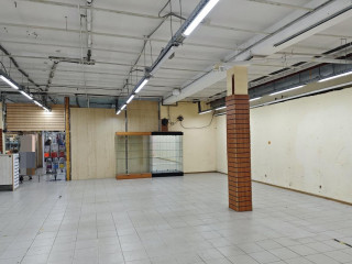 Фотография Аренда магазина, 1300 м² , Спортивная улица 17  №3