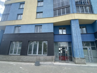 Фотография Аренда магазина, 102 м² , Репина ул 52  №1