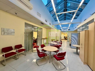 Фотография Аренда магазина, 469 м² , Невский проспект 137  №7