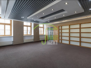 Фотография Аренда магазина, 325 м² , Невский проспект 25  №7