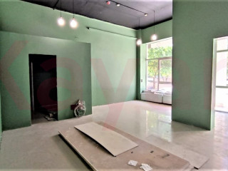 Фотография Аренда помещения свободного назначения, 45 м² , Казбекская улица №4