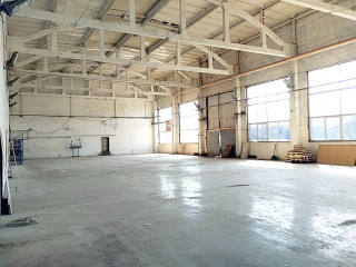 Фотография Аренда склада, 2350 м² , улица Оптиков   №1