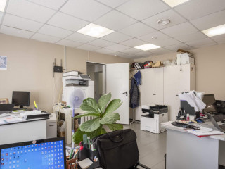 Фотография Продажа помещения свободного назначения, 132 м² , Лесная улица 10 №11 Фотография Продажа помещения свободного назначения, 132 м² , Лесная улица 10 №11