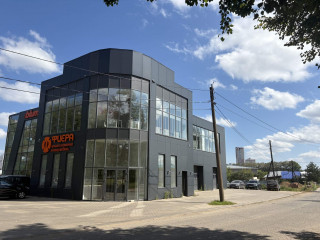 Фотография Аренда магазина, 1300 м² , Производственная улица 24В  №1
