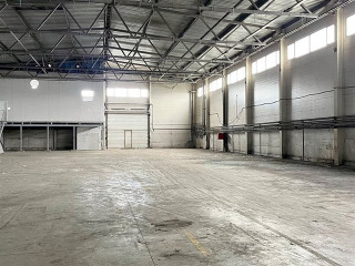 Фотография Аренда склада, 1210 м² , улица Салова   №5