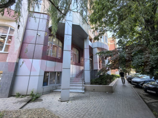 Продажа офиса 850 м² Гимназическая улица