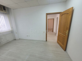 Фотография Аренда офиса, 41 м² , площадь Конституции 2  №4