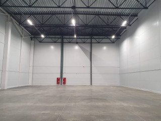 Фотография Аренда помещения свободного назначения, 572 м² , микрорайон Земледелец, д.стр17а/1 №5