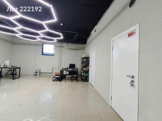 Фотография Аренда помещения свободного назначения, 350 м² , Западная улица 33  №13
