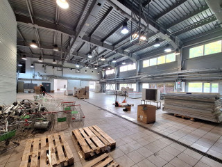 Фотография Аренда помещения свободного назначения, 1021 м² , Буммашевская улица 3А  №2