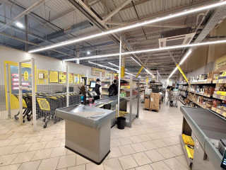 Фотография Аренда магазина, 4500 м² , Воткинское шоссе 178А  №12 Фотография Аренда магазина, 4500 м² , Воткинское шоссе 178А  №12