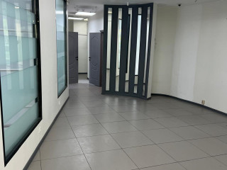 Фотография Аренда помещения свободного назначения, 198 м² , Украинский бульвар 11 №11 Фотография Аренда помещения свободного назначения, 198 м² , Украинский бульвар 11 №11