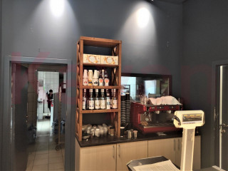 Фотография Аренда помещения свободного назначения, 210 м² , Московская улица №3