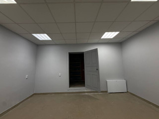 Фотография Аренда помещения свободного назначения, 50 м² , проспект Ленина 2В  №2